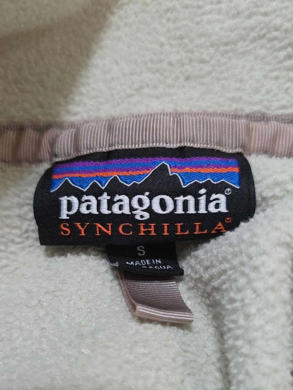 Patagonia Synchilla Snap-T Fleece Pullover in Bleached Stone Size XS